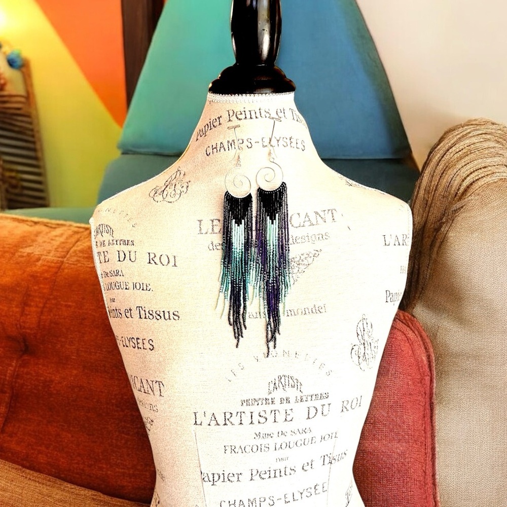 Who’s got the blues? Hand Beaded Chandelier Beaded Earrings Blues Purples - Picture 7 of 17